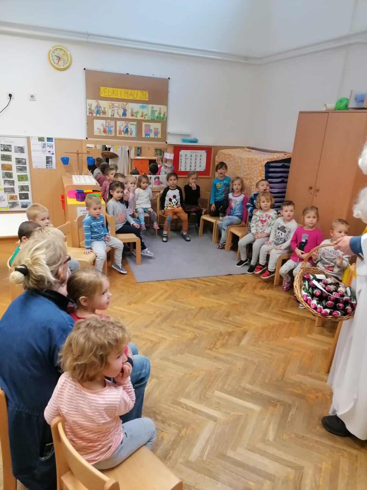 Sv. Nikola darivao djecu Djecjeg vrtica Velika Gorica