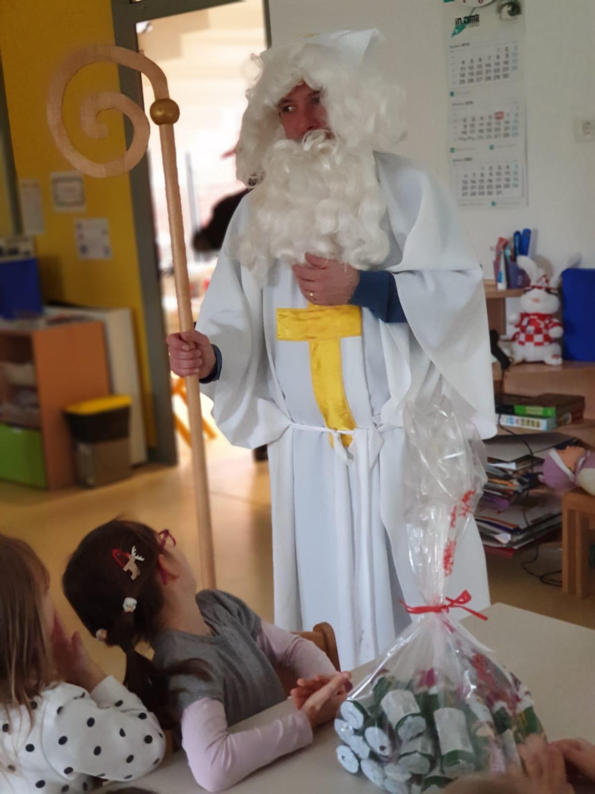 Sv. Nikola darivao djecu Djecjeg vrtica Velika Gorica