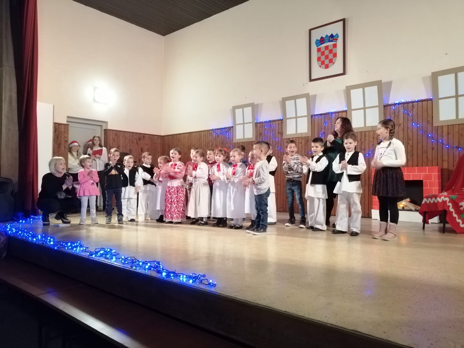 Doček Svetog Nikole u Mraclinu