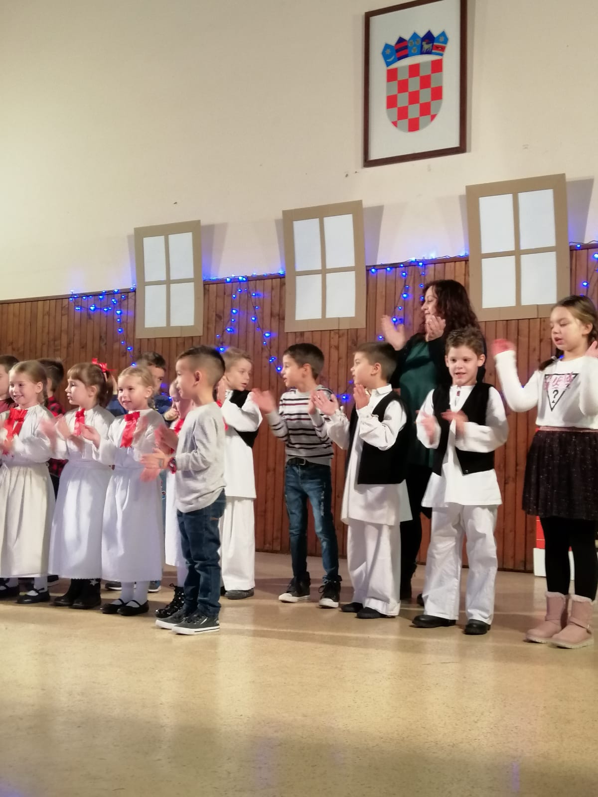 Doček Svetog Nikole u Mraclinu