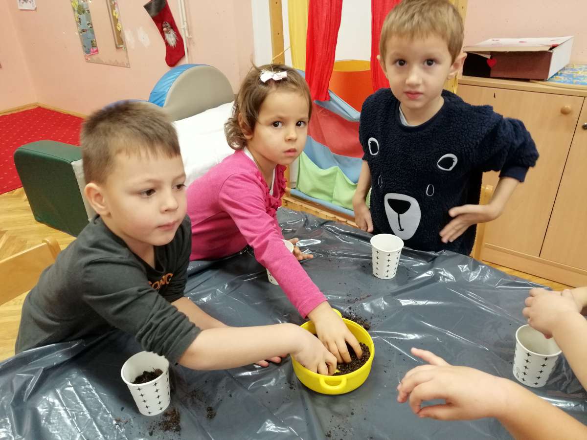 Hrvatski božićni običaji u skupini s ranim učenjem engleskog jezika – PO Kurilovečka