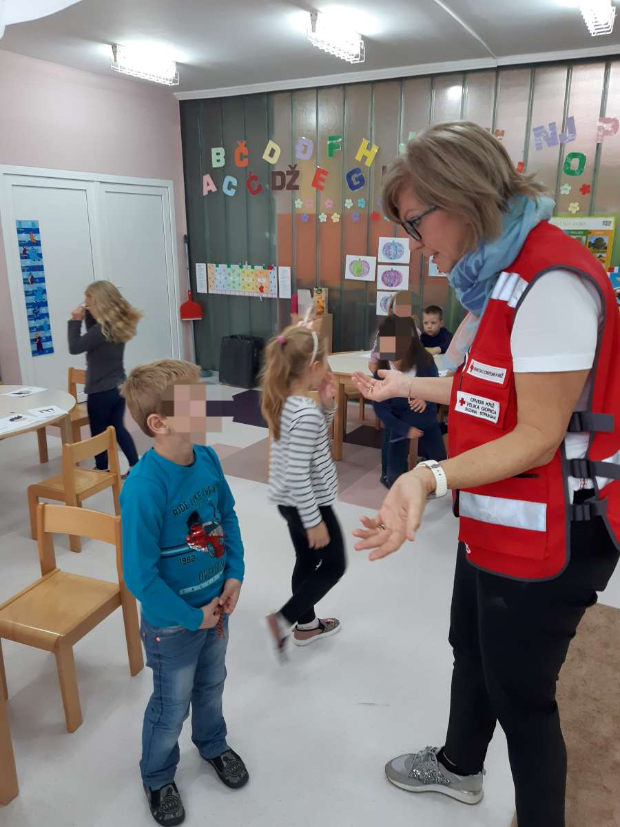 PROGRAM „SIGURNIJE ŠKOLE I VRTIĆI“ – SURADNJA S GRADSKIM DRUŠTVOM CRVENOG KRIŽA VELIKA GORICA
