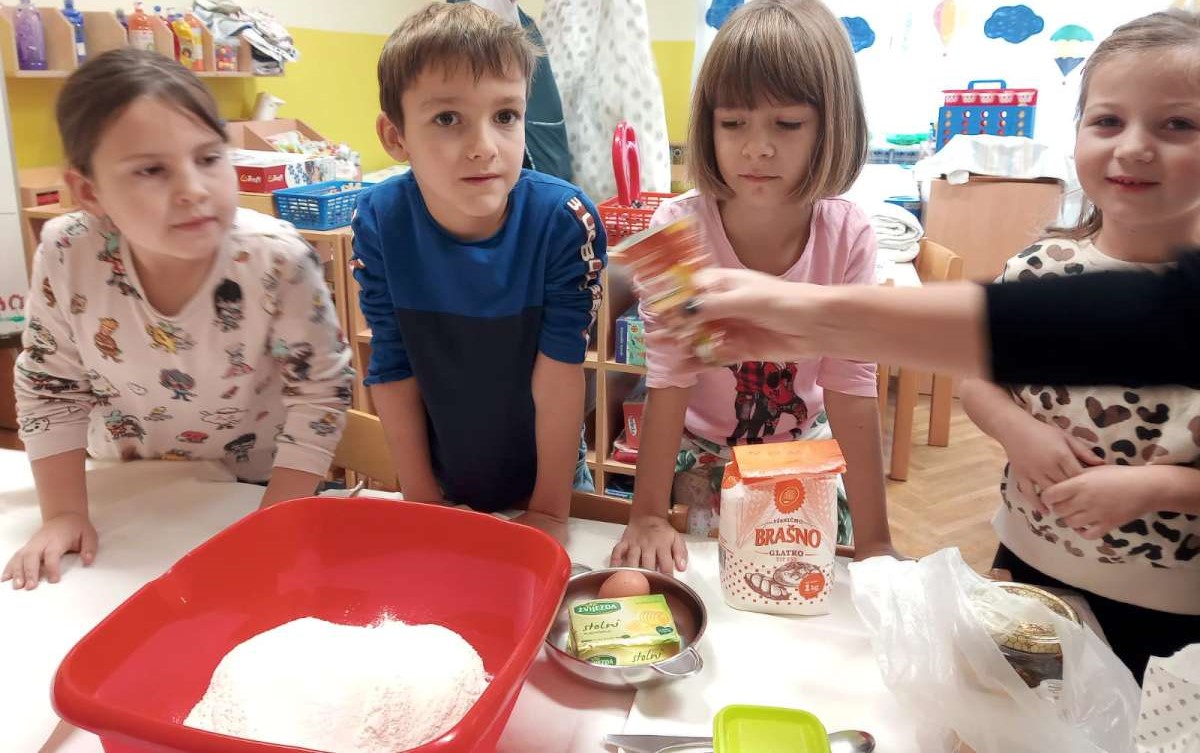 MEĐUGENERACIJSKA RADOST U DOMU ZA STARIJE „OAZA“