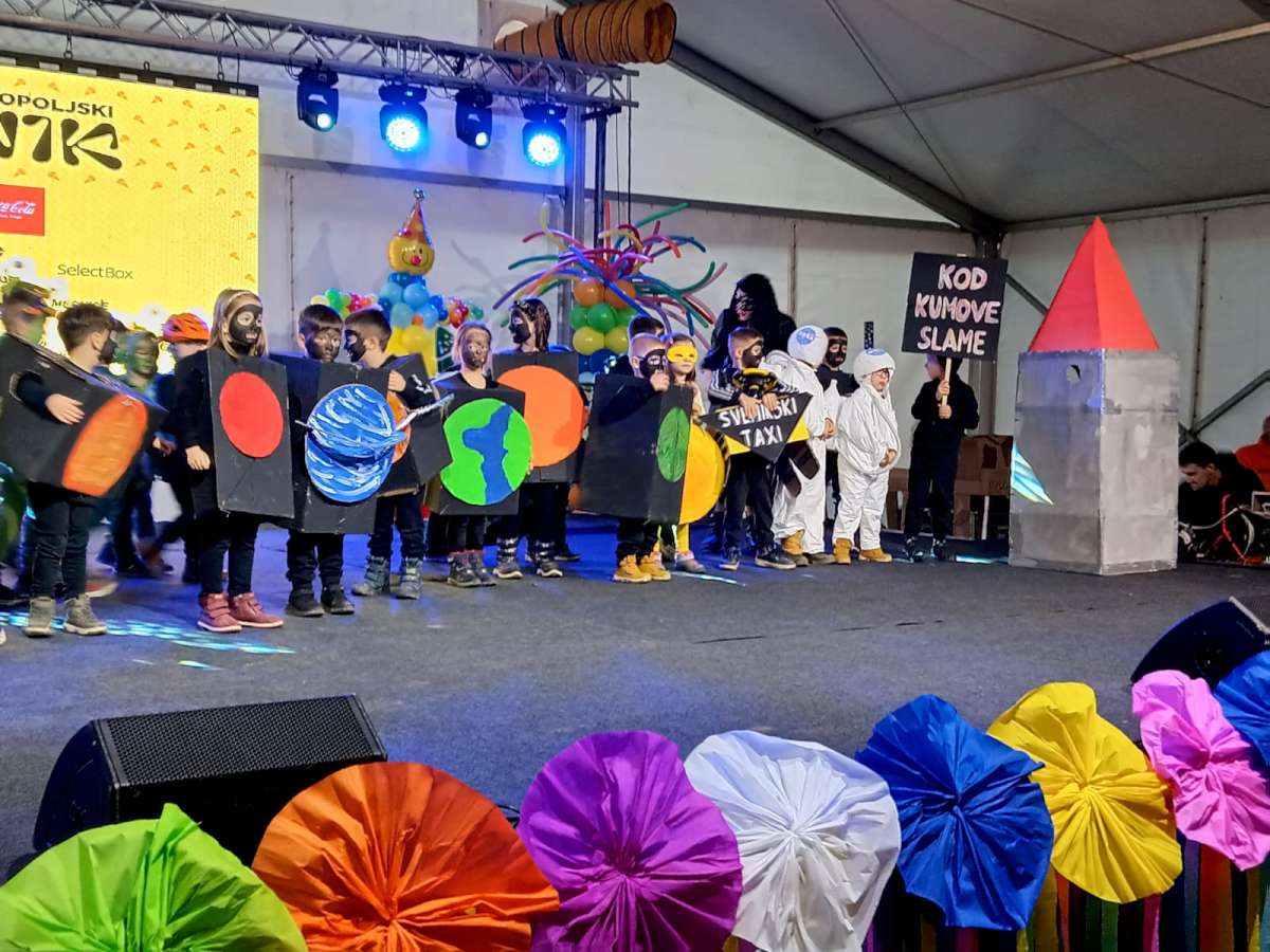 STARIJA SKUPINA PODRUČNOG OBJEKTA KURILOVEČKA 
NASTUPILA NA MALOM FAŠNIKU