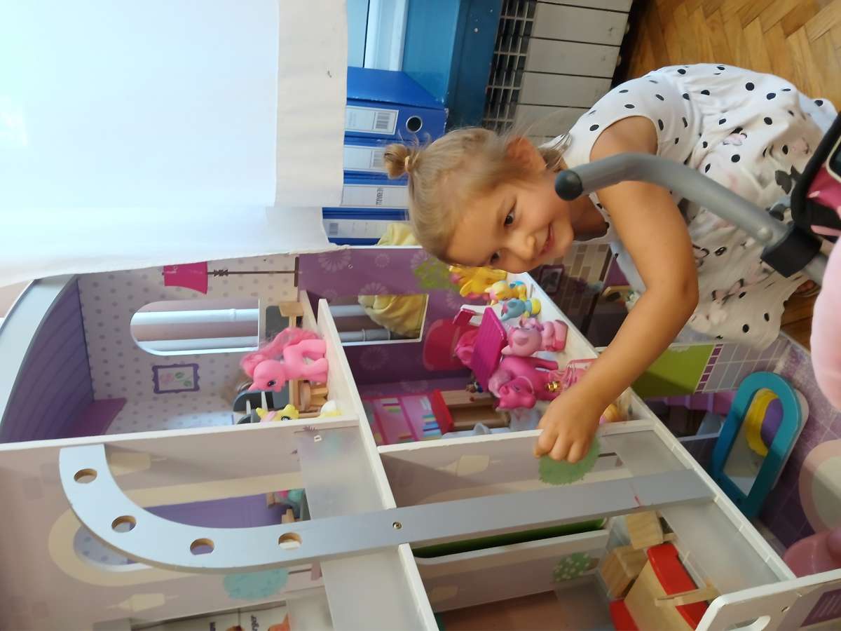 IGRAONICE ZA NOVOPRIMLJENU DJECU I NJIHOVE RODITELJE