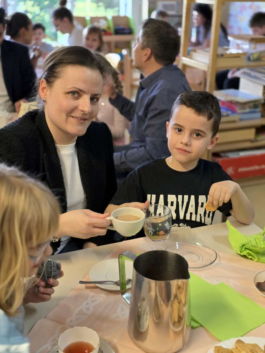 SKUPINA S RANIM UČENJEM ENGLESKOG JEZIKA-PUCEKOVIĆEVA<br>
TEA PARTY - POSLIJEPODNEVNA ČAJANKA