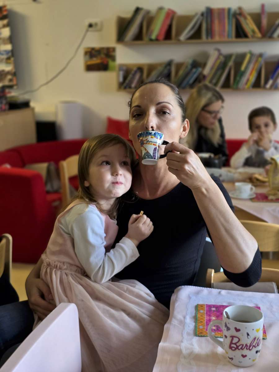 SKUPINA S RANIM UČENJEM ENGLESKOG JEZIKA-PUCEKOVIĆEVA<br>
TEA PARTY - POSLIJEPODNEVNA ČAJANKA